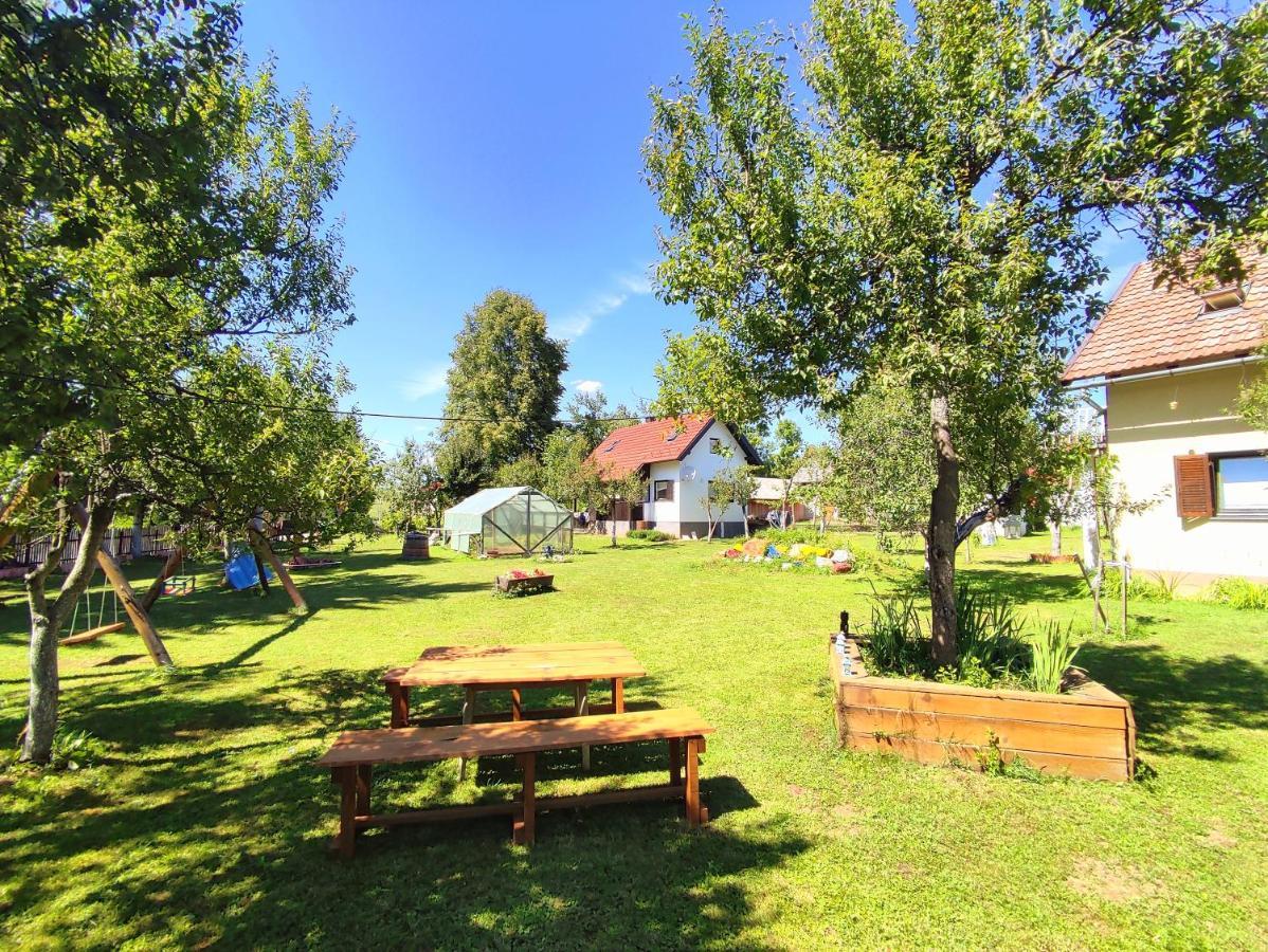 Apartments Eco Forest Resort Rakovica Ngoại thất bức ảnh