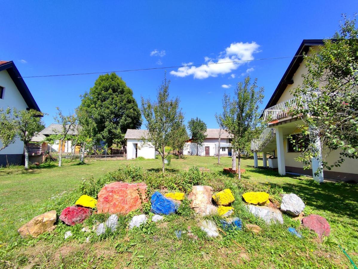 Apartments Eco Forest Resort Rakovica Ngoại thất bức ảnh