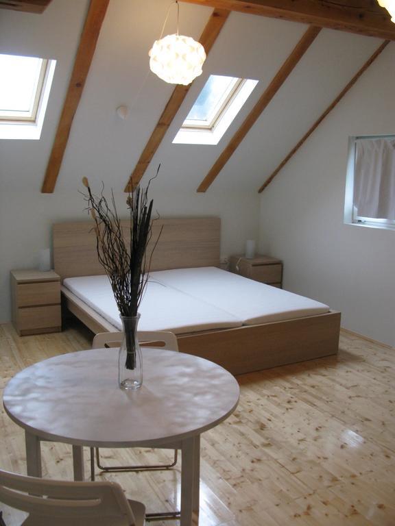 Apartments Eco Forest Resort Rakovica Phòng bức ảnh