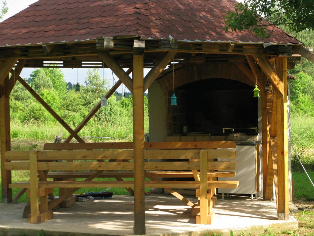 Apartments Eco Forest Resort Rakovica Ngoại thất bức ảnh